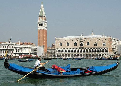 ���F�l�c�B�A