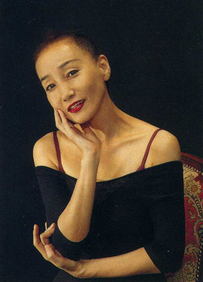 �����L��