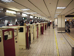 �z���R��