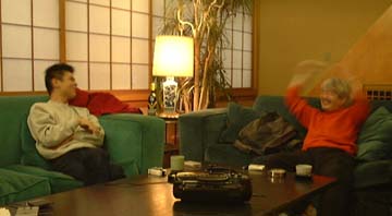 ���䁕���